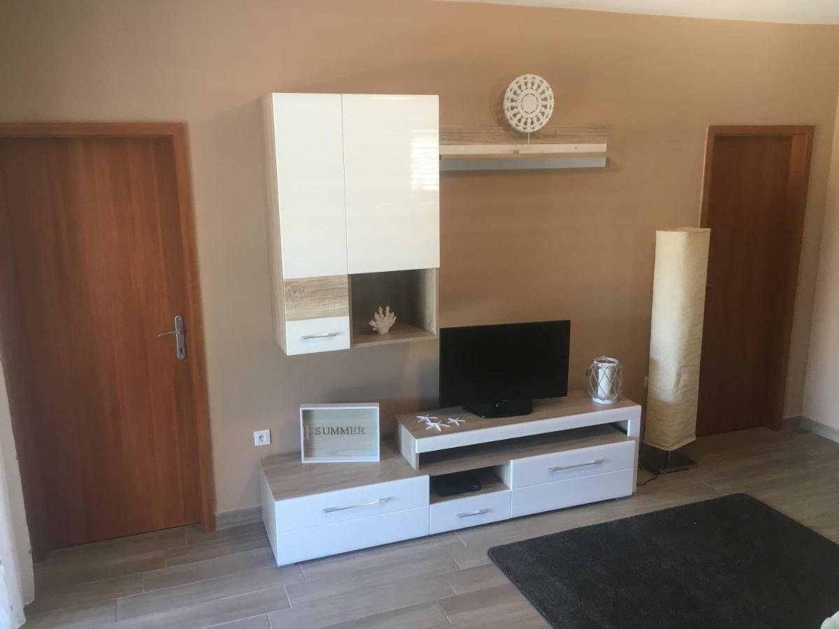 Апартаменты Apartman Mima Порат Экстерьер фото